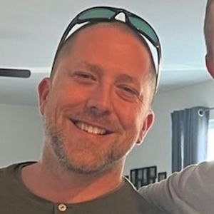 Meet your Posher, Raymond